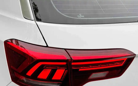 Volkswagen T-Roc I, 2023 год, 1 399 025 рублей, 13 фотография