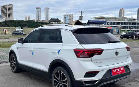 Volkswagen T-Roc I, 2023 год, 1 399 025 рублей, 15 фотография