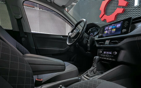 Skoda Rapid II, 2021 год, 1 720 000 рублей, 30 фотография