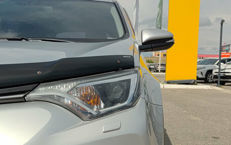 Toyota RAV4, 2017 год, 2 040 000 рублей, 21 фотография