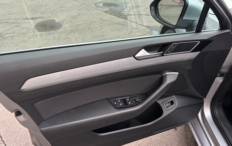 Volkswagen Passat B8 рестайлинг, 2019 год, 2 199 000 рублей, 12 фотография