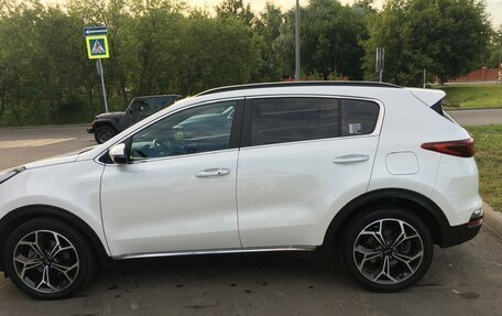 KIA Sportage IV рестайлинг, 2020 год, 2 500 000 рублей, 2 фотография