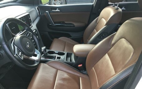 KIA Sportage IV рестайлинг, 2020 год, 2 500 000 рублей, 3 фотография