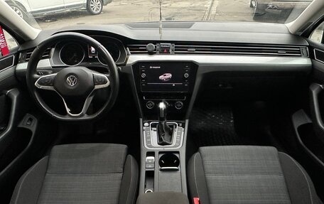 Volkswagen Passat B8 рестайлинг, 2019 год, 2 199 000 рублей, 9 фотография