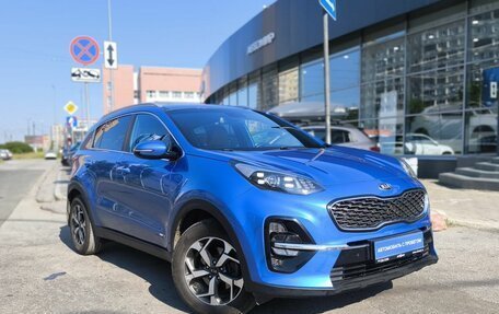 KIA Sportage IV рестайлинг, 2018 год, 2 360 000 рублей, 3 фотография
