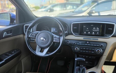 KIA Sportage IV рестайлинг, 2018 год, 2 360 000 рублей, 11 фотография
