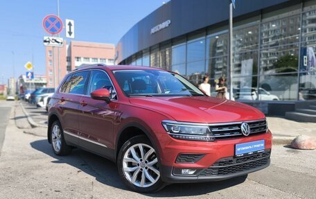 Volkswagen Tiguan II, 2020 год, 2 850 000 рублей, 3 фотография