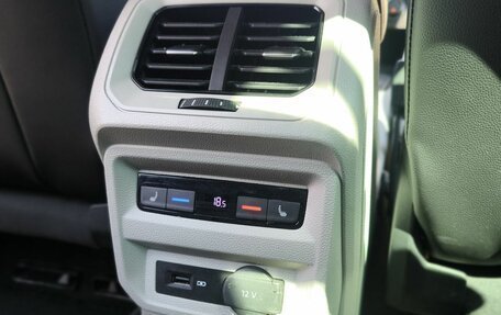 Volkswagen Tiguan II, 2020 год, 2 850 000 рублей, 14 фотография