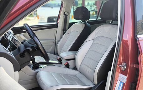 Volkswagen Tiguan II, 2020 год, 2 850 000 рублей, 11 фотография