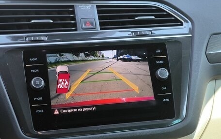 Volkswagen Tiguan II, 2020 год, 2 850 000 рублей, 21 фотография