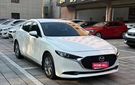 Mazda 3, 2023 год, 1 580 000 рублей, 2 фотография
