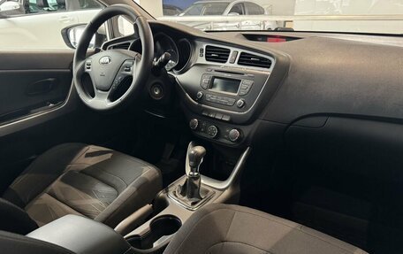 KIA cee'd III, 2013 год, 870 000 рублей, 18 фотография