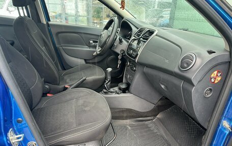 Renault Logan II, 2017 год, 610 000 рублей, 7 фотография