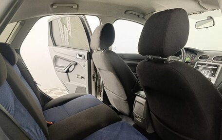 Ford Focus II рестайлинг, 2006 год, 320 000 рублей, 18 фотография