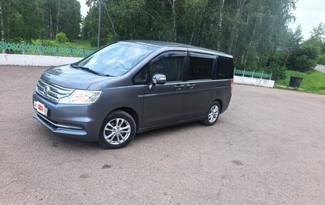 Honda Stepwgn IV, 2013 год, 1 200 000 рублей, 2 фотография