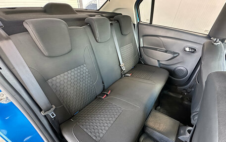 Renault Logan II, 2017 год, 1 085 000 рублей, 19 фотография