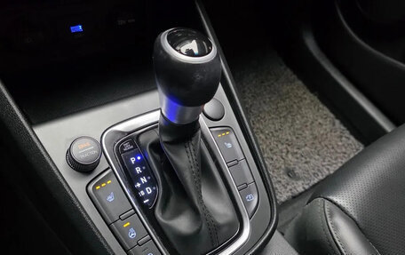 Hyundai Kona I, 2022 год, 1 792 400 рублей, 7 фотография