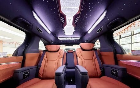Mercedes-Benz Vito, 2025 год, 9 700 000 рублей, 5 фотография