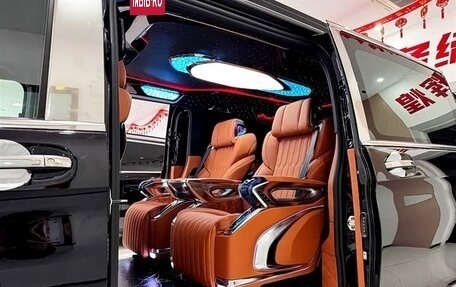 Mercedes-Benz Vito, 2025 год, 9 700 000 рублей, 3 фотография
