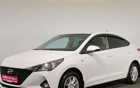 Hyundai Solaris II рестайлинг, 2022 год, 1 590 000 рублей, 1 фотография