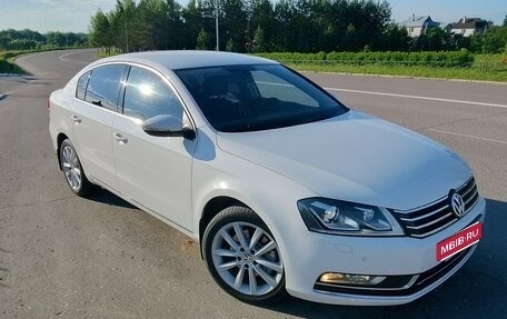 Volkswagen Passat B7, 2011 год, 860 000 рублей, 1 фотография