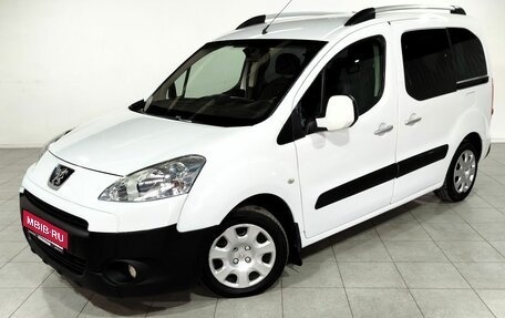 Peugeot Partner II рестайлинг 2, 2011 год, 490 000 рублей, 1 фотография