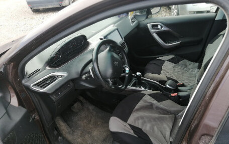 Peugeot 2008 II, 2014 год, 570 000 рублей, 8 фотография