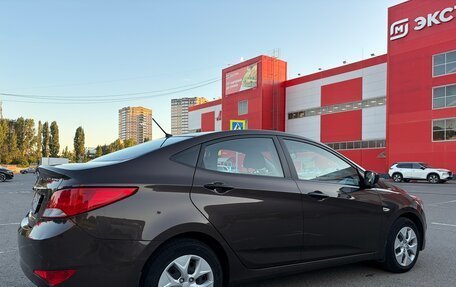 Hyundai Solaris II рестайлинг, 2014 год, 1 300 000 рублей, 5 фотография