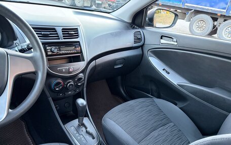 Hyundai Solaris II рестайлинг, 2014 год, 1 300 000 рублей, 9 фотография