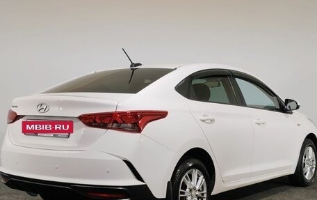 Hyundai Solaris II рестайлинг, 2022 год, 1 590 000 рублей, 5 фотография