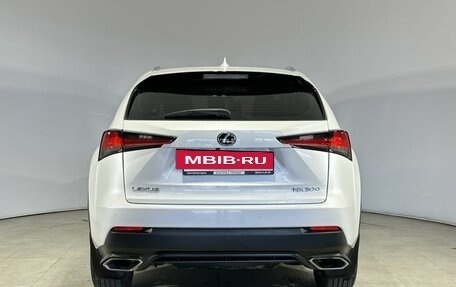 Lexus NX I, 2018 год, 2 440 000 рублей, 8 фотография