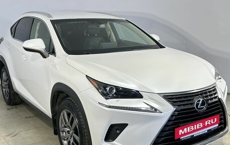 Lexus NX I, 2018 год, 2 440 000 рублей, 15 фотография
