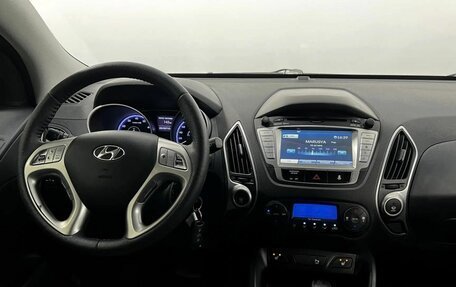 Hyundai ix35 I рестайлинг, 2012 год, 1 015 000 рублей, 16 фотография