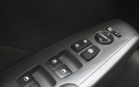 Hyundai Solaris II рестайлинг, 2019 год, 1 400 000 рублей, 14 фотография