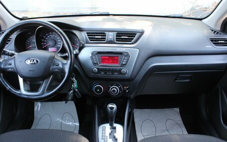 KIA Rio III рестайлинг, 2013 год, 825 000 рублей, 15 фотография