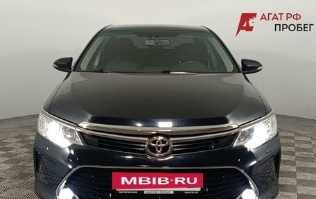 Toyota Camry, 2017 год, 2 075 000 рублей, 2 фотография