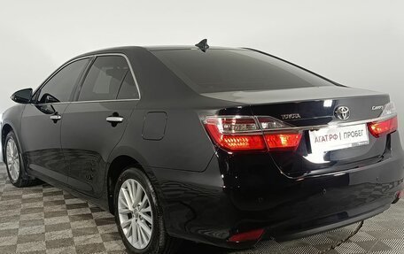 Toyota Camry, 2017 год, 2 075 000 рублей, 5 фотография
