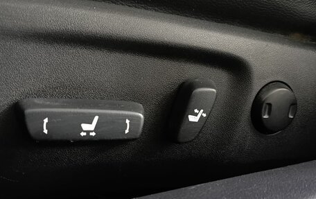 Toyota Camry, 2017 год, 2 075 000 рублей, 13 фотография