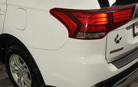Mitsubishi Outlander III рестайлинг 3, 2019 год, 2 055 000 рублей, 21 фотография