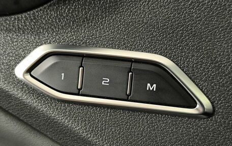 Geely Tugella FY11, 2023 год, 2 200 000 рублей, 11 фотография