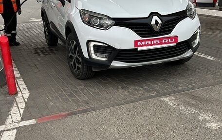Renault Kaptur I рестайлинг, 2016 год, 1 350 000 рублей, 6 фотография