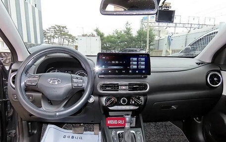 Hyundai Kona I, 2022 год, 1 722 000 рублей, 6 фотография