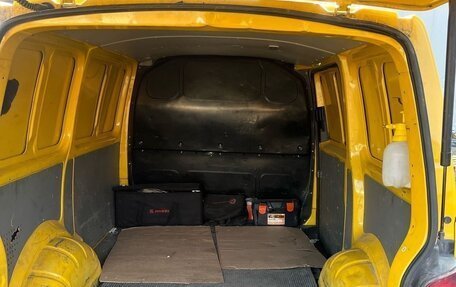 Volkswagen Transporter T5 рестайлинг, 2008 год, 750 000 рублей, 4 фотография