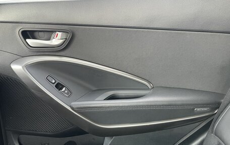 Hyundai Santa Fe III рестайлинг, 2017 год, 2 220 000 рублей, 22 фотография
