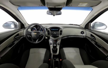 Chevrolet Cruze II, 2012 год, 750 000 рублей, 10 фотография