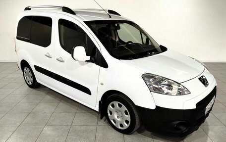 Peugeot Partner II рестайлинг 2, 2011 год, 490 000 рублей, 3 фотография