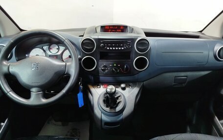 Peugeot Partner II рестайлинг 2, 2011 год, 490 000 рублей, 15 фотография