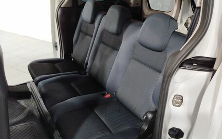 Peugeot Partner II рестайлинг 2, 2011 год, 490 000 рублей, 21 фотография