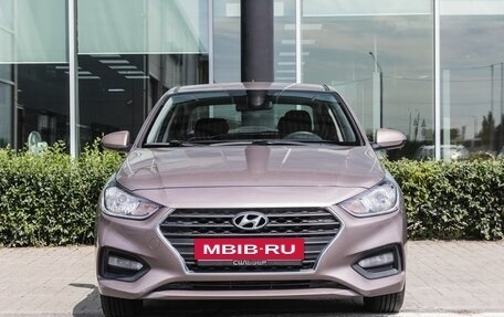 Hyundai Solaris II рестайлинг, 2018 год, 1 350 000 рублей, 3 фотография