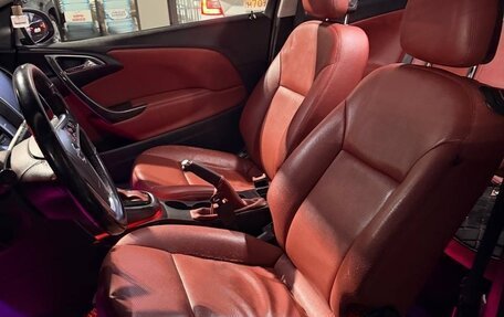 Opel Astra J, 2012 год, 650 000 рублей, 10 фотография